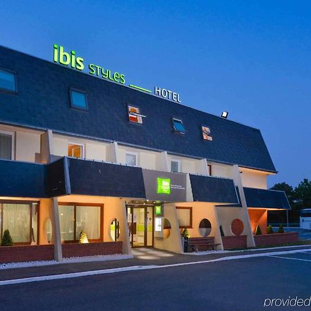 Ibis Styles Parc Des Expositions De Villepinte Roissy-en-France Exterior foto
